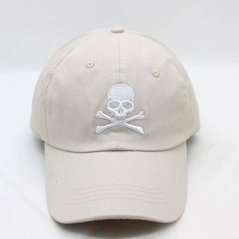 Boné com Bandeira Pirata Jolly Roger